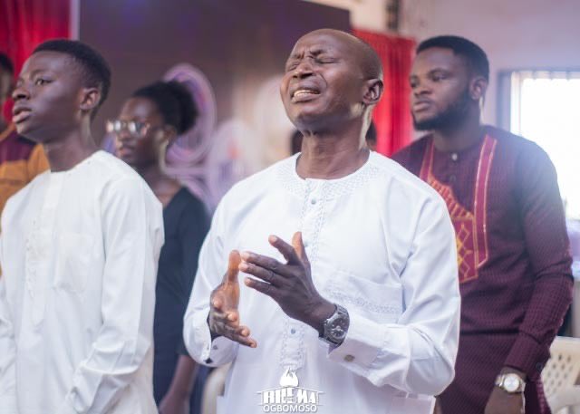 RhemaOgbomoso's tweet photo. Spiritual Impartation!!!

#SundayService
#WhatWillYouDo
#WithTheHolyGhost
#Rhemaogbomoso https://t.co/D9yk5hIPCr