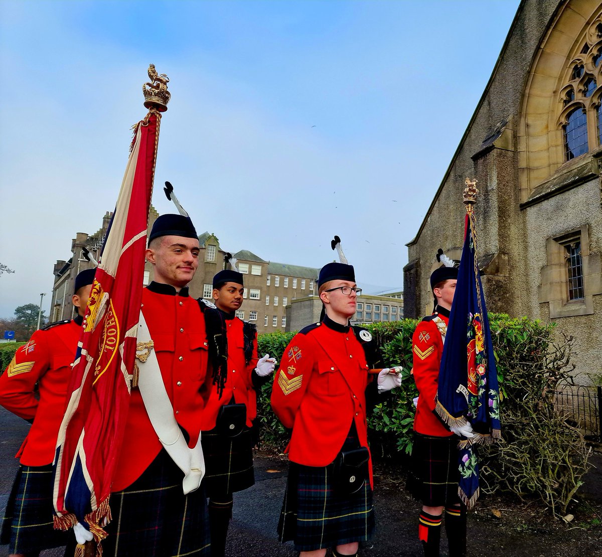 QVSchool's tweet photo. Morning music - 2022 Remembrance Parade 🌹🙏🏽 https://t.co/YduMnEbibP