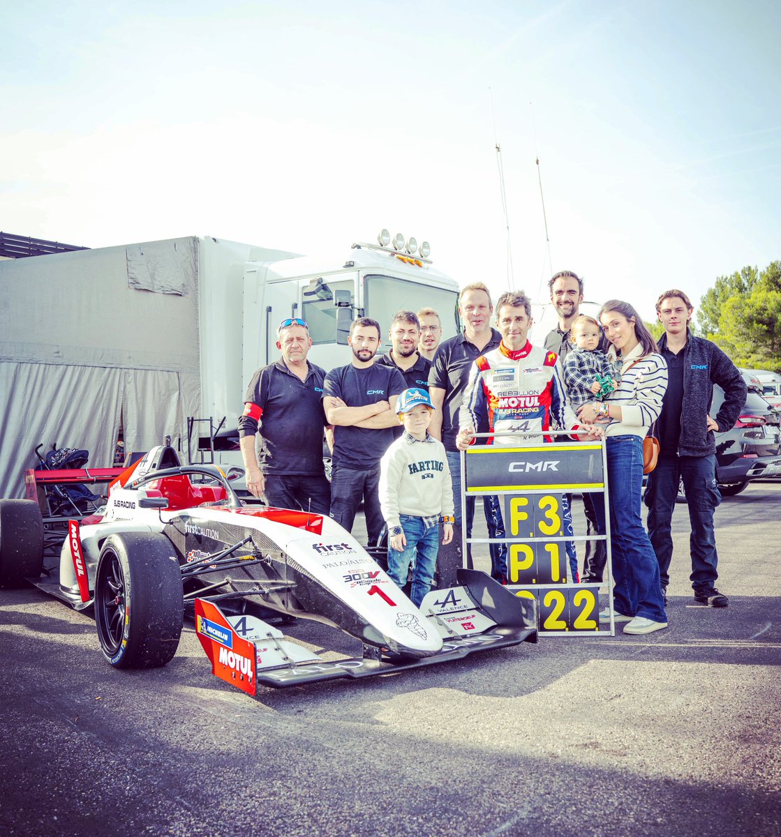 nico_prost's tweet photo. Back to back titles in @series_cup ! 6 poles and 10 wins 🥇🥇🥇🥇🥇🥇🥇🥇🥇🥇. Huge thanks to @CMR_racing for the amazing work! https://t.co/bSK9aa0Ued