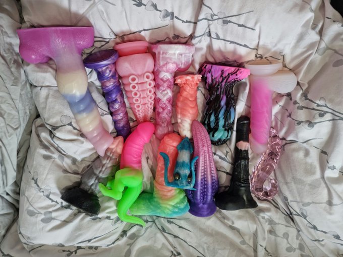 Choose your weapon! #nsfwtwt https://t.co/nJbablgus2<a href="/tag/nsfwtwt"class="tags">#nsfwtwt</a>