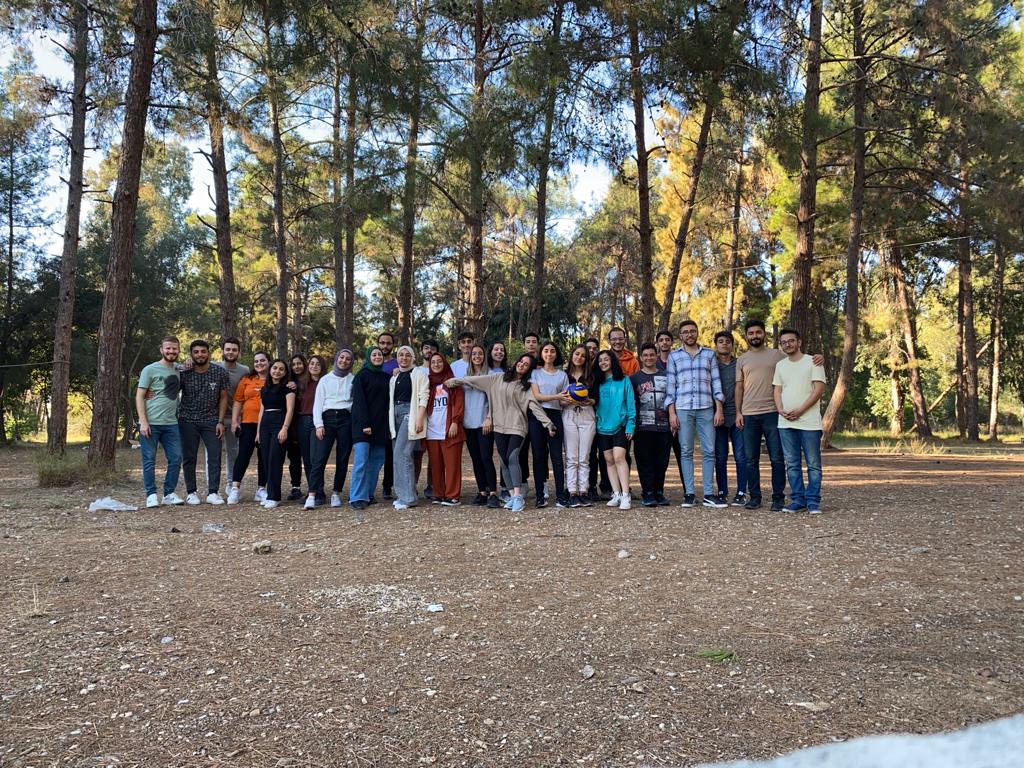 cu_disogrenci's tweet photo. Topluluk olarak hep beraber DSİ alanında piknikte buluştuk. Bilgi yarışmasından voleybol turnuvasına çuval yarışından halat çekmeye kadar birçok etkinlikle çok güzel bir gün geçirdik. Bir dahaki etkinliği hep beraber planlayalım ve hazırlayalım💯🥰 https://t.co/thqAaEyGx4