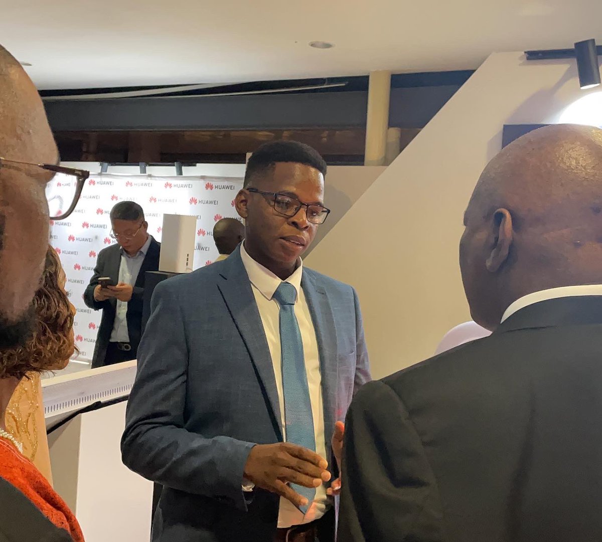 tumokgabeng's tweet photo. Shared with HE the President of the Republic of Botswana, the First Lady, Hon ministers, CEO of Orange Botswana and CEO of Orange Middle east and Africa on how we at @AntonTechBW  leverage the power of deep learning, artificial intelligence, data analytics, drone technology… https://t.co/SYHcJ9pETw
