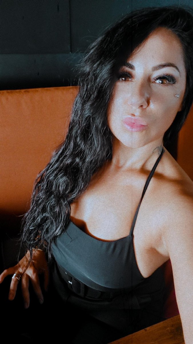 MariaCostin797 tweet picture