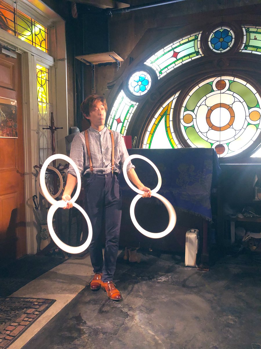 goldenkamy0804's tweet photo. 🤩芸人の鑑 🎪#小林トモヒロ #ジャグラー #ジャグリング 日本語では #曲芸? #芸人集団 凄え
#verticalconnection https://t.co/3uKVqhZDxx
