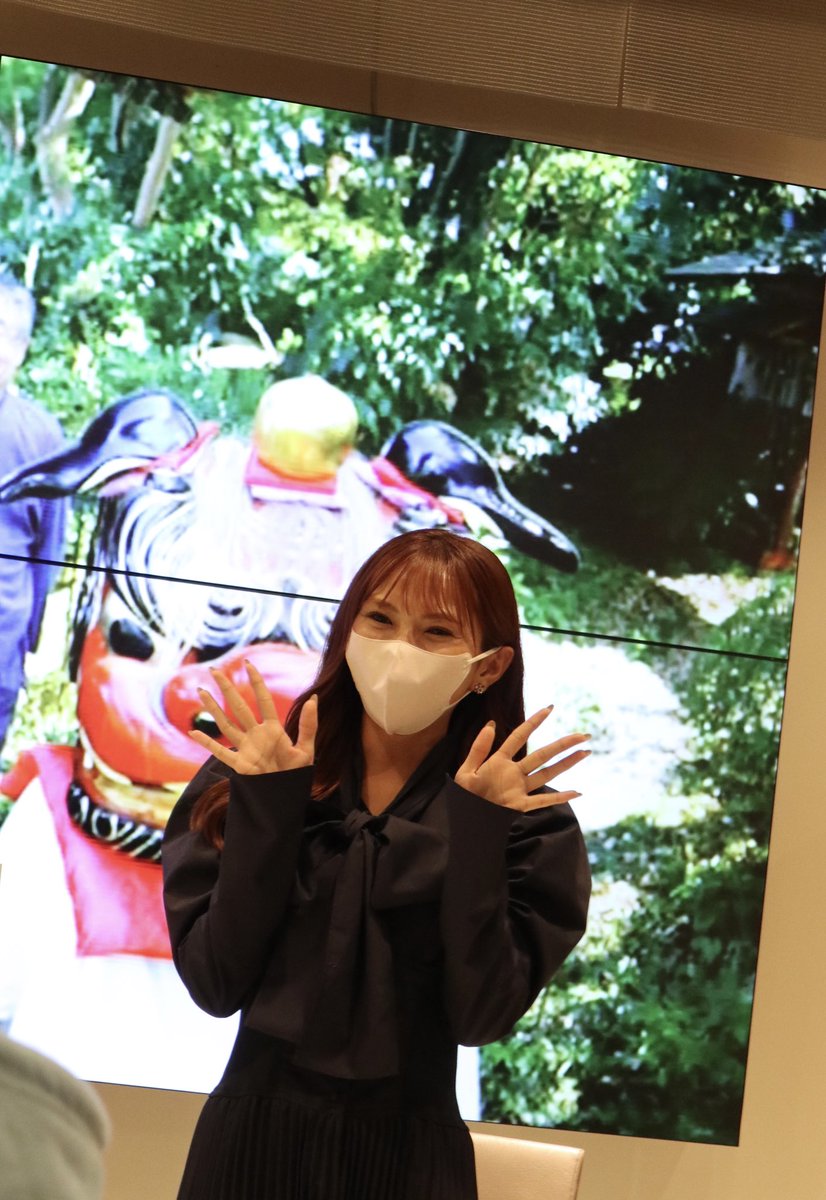 chu48mimi's tweet photo. 石岡市ふるさと大使トークイベント！
地元のおすすめのお店など色々なお話が聞けて楽しかったです😊

12月23日と24日に石岡でイベントがあるそうで、なんと！23日にはいそちゃんも出演予定とのことでした！！
(情報間違っていたらごめんなさい🙇🏻‍♀️)
お知らせを楽しみに待ちたいと思います☺️ https://t.co/J6xzYu5ypZ