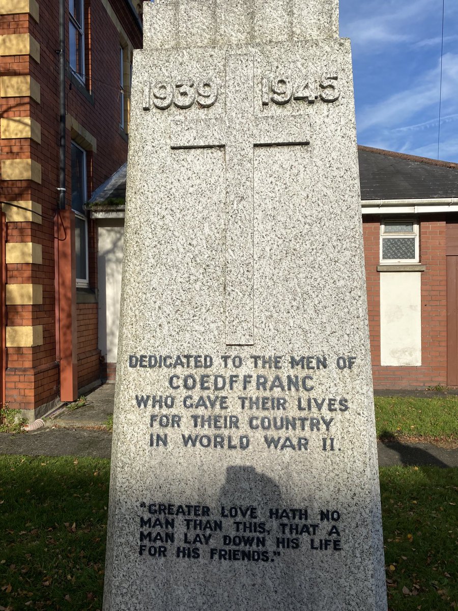 Geraint9914's tweet photo. Coedffranc remembers #WeWillRememberThem https://t.co/n1EVaVMl5p