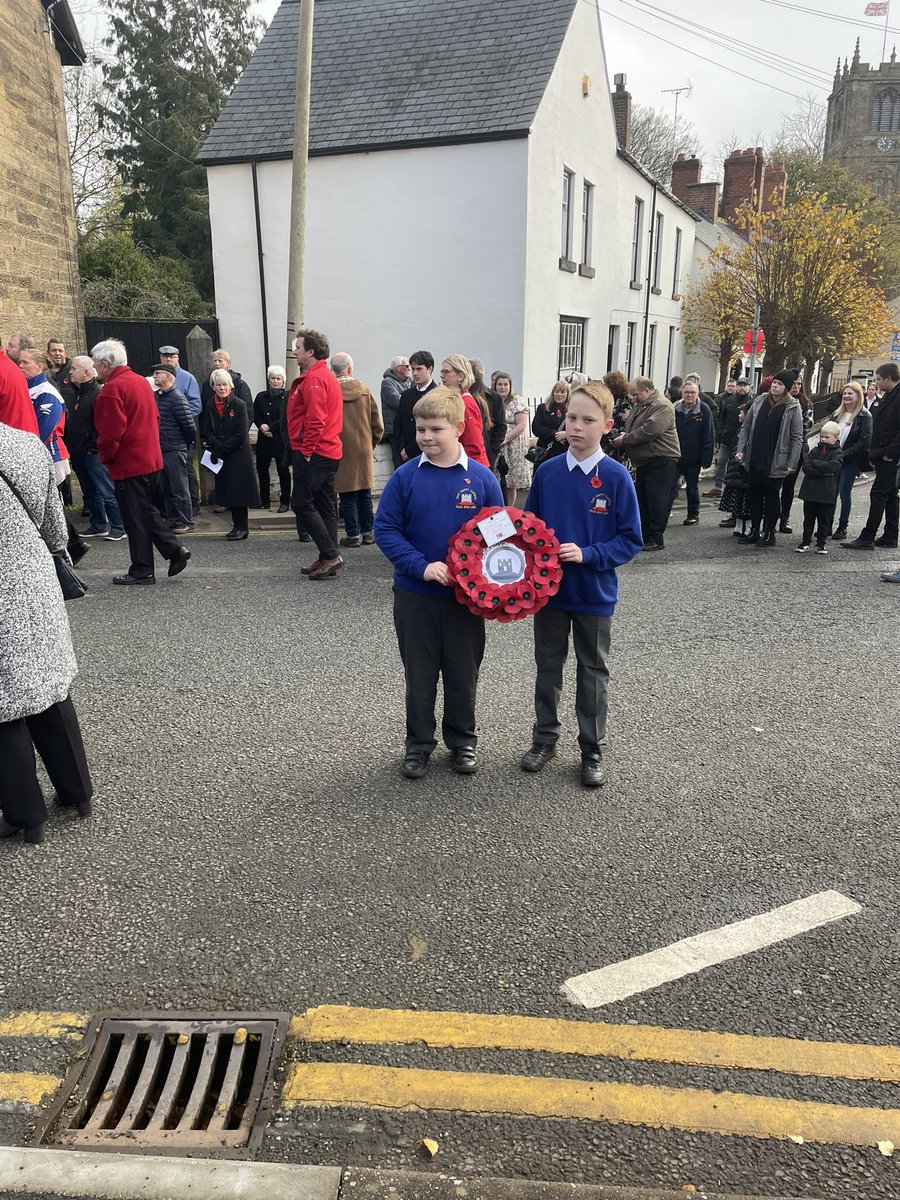 CochHt's tweet photo. Proud of A and F this morning, representing school at the #RemembranceSunday service. https://t.co/SwJYqVZp0J