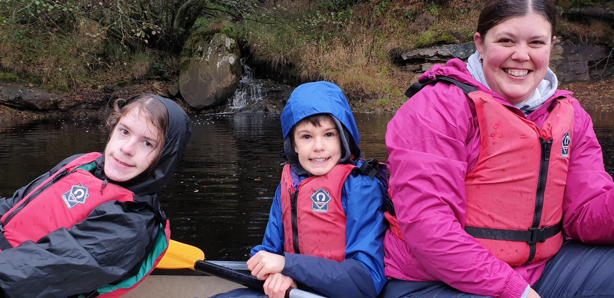loopylou1303's tweet photo. Canoeing on Kielder Water this morning with @MatthewBUILDR &amp; Andrew. Got rather wet but we didn't fall in 😊 @Calvert_Kielder @KaimesSchool_ https://t.co/ZUixQWE0QX