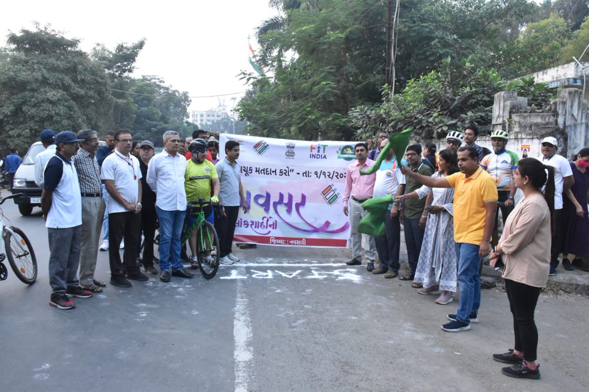 CollectorNav's tweet photo. આજ રોજ જિલ્લાની વિવિધ શ��ળાઓમાં  મતદાર જાગૃતિ અંતર્ગત સાયકલ રેલીના આયોજન દ્રારા તા: ૧ ડિસેમ્બર ૨૦૨૨ ના રોજ અચૂક મતદાન કરવા માટે અપીલ
@CEOGujarat
@ECISVEEP 
#AVSAR #GujaratElections2022���       #GoVote  #EveryVoteMatters #NoVoterTobeleftBehind #EveryVoteCounts https://t.co/CaONgNObnZ