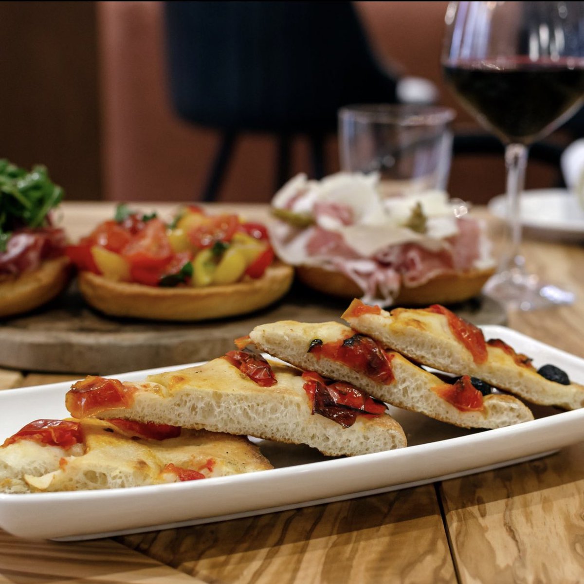 Puliauk's tweet photo. We are ready to welcome you all to share our passion for food, wine, design and authenticity this festive season 🎉❤️ 
Call us and reserve via our website ☝🏻 https://t.co/IUxNwVB6qw