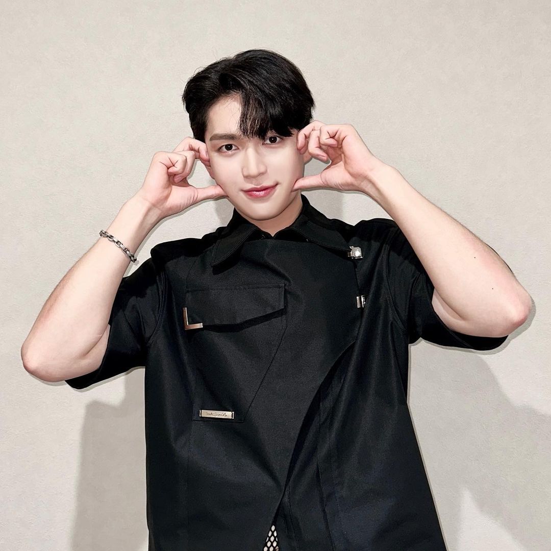 KOGYEOL96TH's tweet photo. 221113 u10t_official's IG update
วันที่สองที่ได้ใช้เวลาอยู่กับเหล่า HONEY10 ที่โอซาก้า💛
วันนี้ก็ขอบคุณที่อยู่กับ UP10TION นะครับ 🍯
https://t.co/RAXlMMaBfe
-2-
#업텐션 #UP10TION #WhatIfLove #CodeNameAtrow #OSAKA https://t.co/N5EQG4hh0l