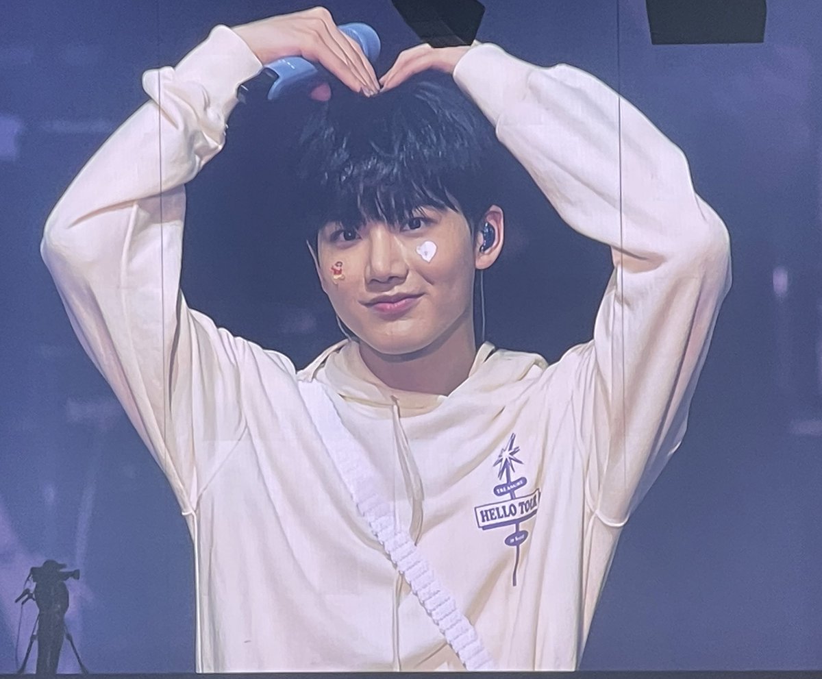 Guosuyeoneee's tweet photo. 221113 준규쌤 예뻐해줬어

#junkyu #준규 https://t.co/912s5O0ShG