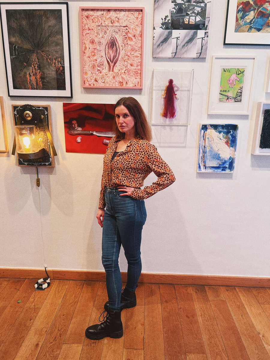 MirijamJeremic's tweet image. 11.11.22 - @loewenpalais~
Hat mich sehr gefreut mal wieder dabei gewesen zu sein mit eines meiner aktuellen Arbeiten! #rosepattern #vulvaart Ich habe mich über jeden  Besucher*innen gefreut 😘 @hanhanhanuta ~
#exhibition #ausstellungseröffnung  #art #artist @mvj.artstudio