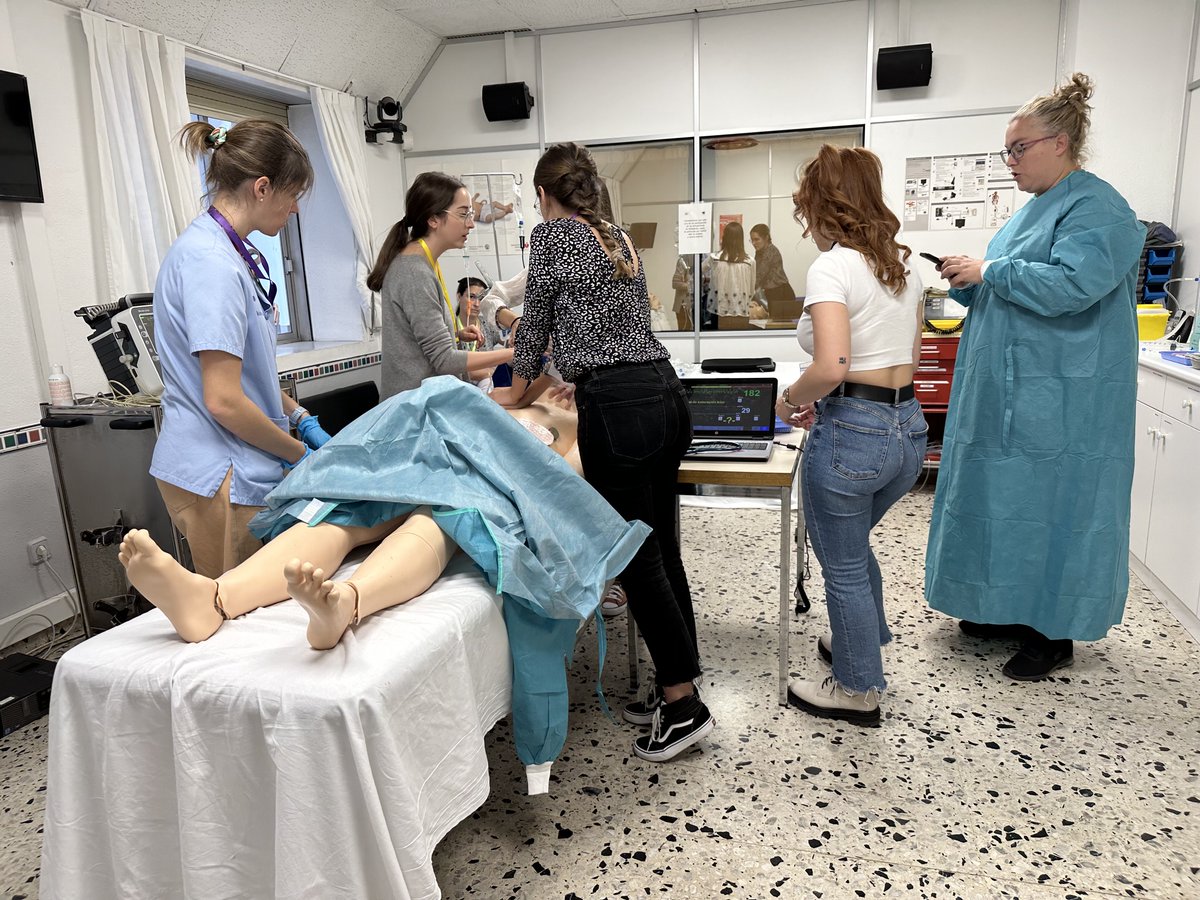 svnartd's tweet photo. Ayer celebramos nuestra reunión semestral en el Hospital Universitario de Cruces. Pudimos aprender muchísimo sobre #simulacion. Muchísimas gracias a todos los participantes. https://t.co/ZKuTHKs3mB