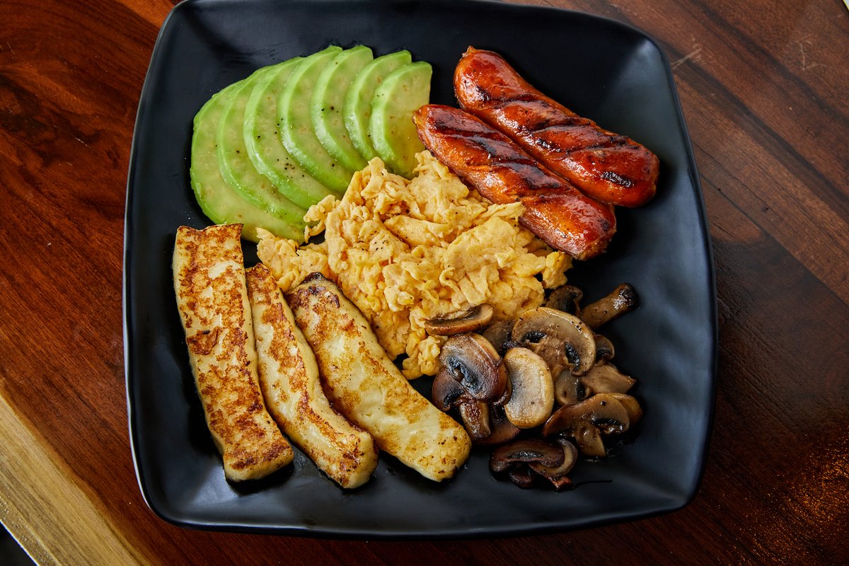 Tipico Domingo, desayunamos en @sietegranos
¡Tenemos desayuno todo el día!

Ambas sucursales abiertas de 8:00 am a 3:00 pm 

#specialtycoffeepanama
#specialtycoffee
#panama