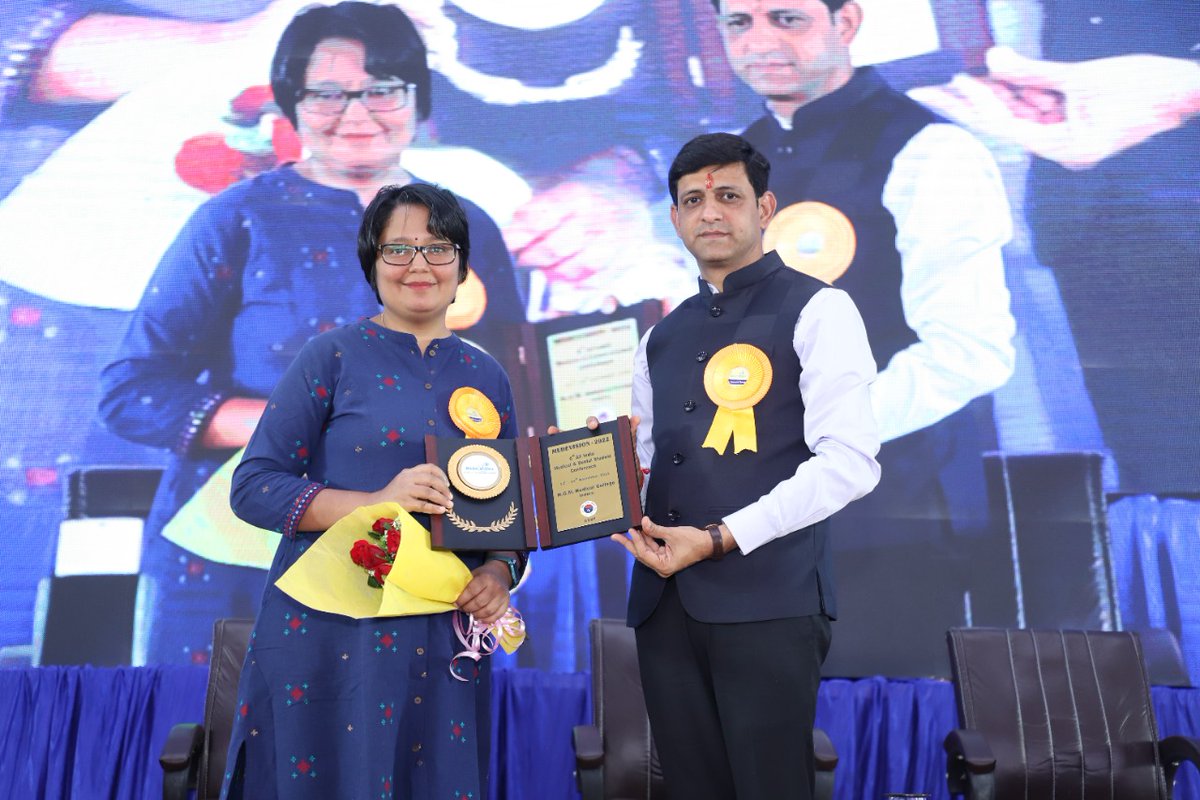 MeDeVisionOrg's tweet photo. Day 2
Session :3 

In the very inspiring "Role Model Session" Dr. Taru Jindal spoke about her journey of working in the  Bihar’s Mothihari district headquarters hospital which she raised from dust to a role model hospital, https://t.co/L33Qbjdq2A