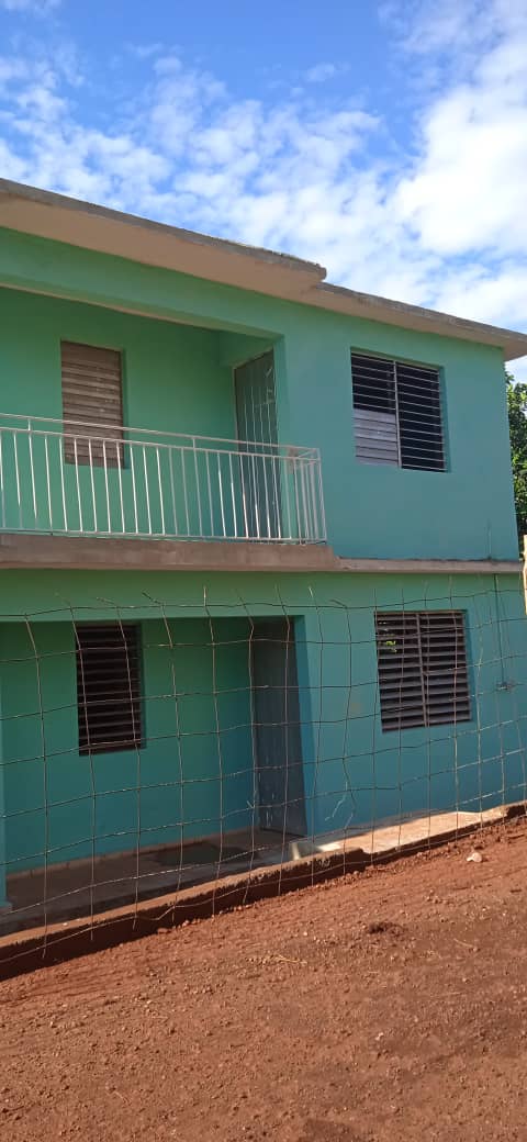 SanchezDoraida's tweet photo. Constructores de la Empresa Constructora Integral No. 3 enfrascados en el programa inversionista de la vivienda https://t.co/iQ0tqYfpwF