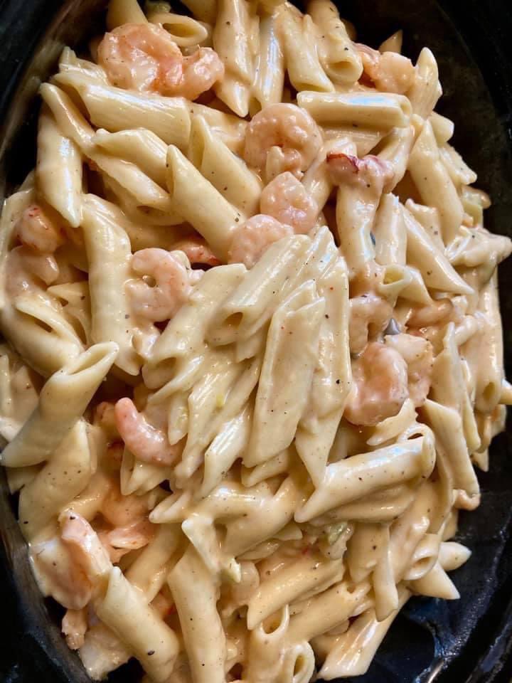 Shrimp Pasta is a customer favorite at the Roux! 👩‍🍳 #Louisiana #Food