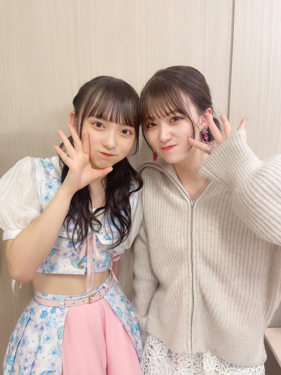 miyu_endoo's tweet photo. #アットジャム　
ありがとうございました🙌💙

はるなちゃんと仲良くなった☺︎☺︎
可愛いドッジボール仲間☺️💗

次は23日のLIVE！待ってます🫧🫧 https://t.co/1gP43KKa0I