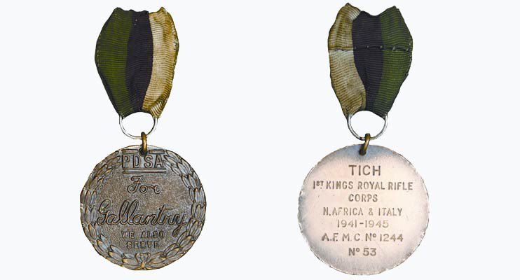 🏅The Dickin Medal - the ‘Animal Victoria Cross’

Whilst we all take time to remember the service and sacrifice of those who have defended our freedom we should also remember the animals who gave also showed incredible bravery.

forces-war-records.co.uk/the-dickin-med…
Photo credit: rgjmuseum