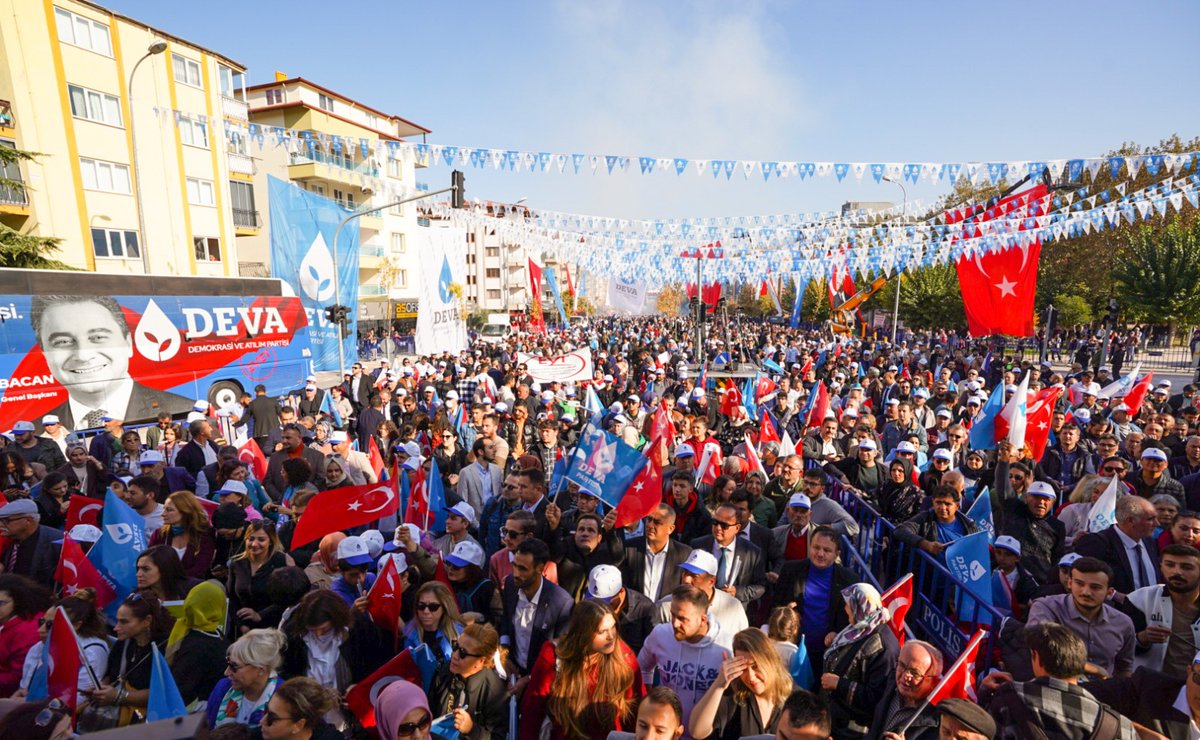 AksarayDeva's tweet photo. #DenizliMitingi https://t.co/hcOfCjrRxK