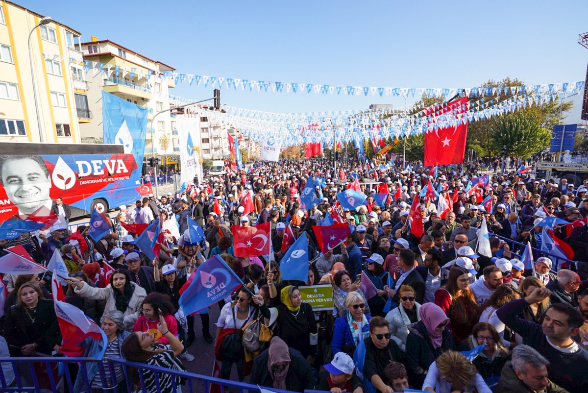 AksarayDeva's tweet photo. #DenizliMitingi https://t.co/hcOfCjrRxK