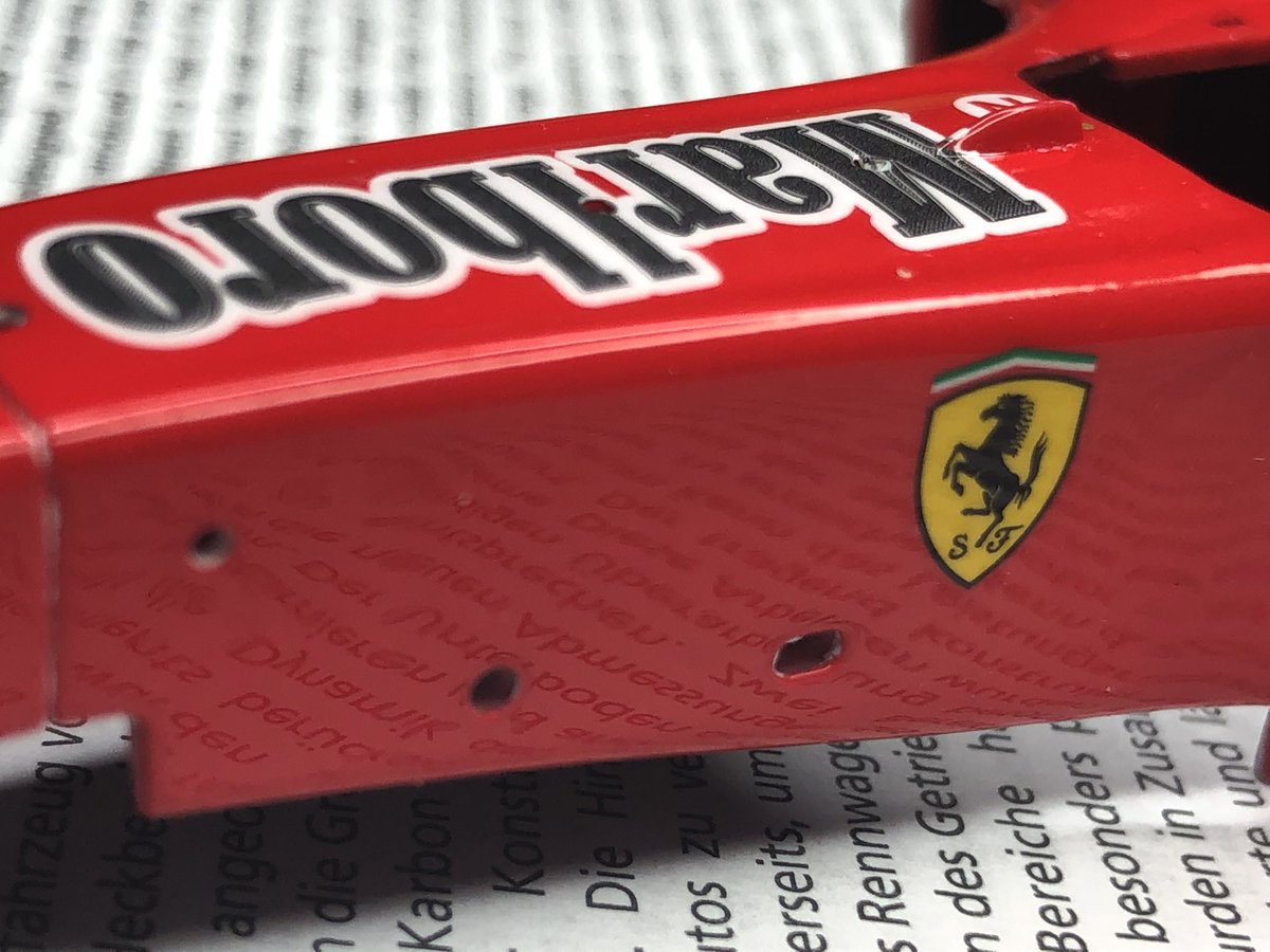 hirolo6708's tweet photo. フロント部分だけ研いだ。
リア部分は形が複雑で研ぎにくそうなので吹きっぱなしで行こう。
#Over2000sF1コンペ
#F2005
#Revell https://t.co/2pNuXT9YTM