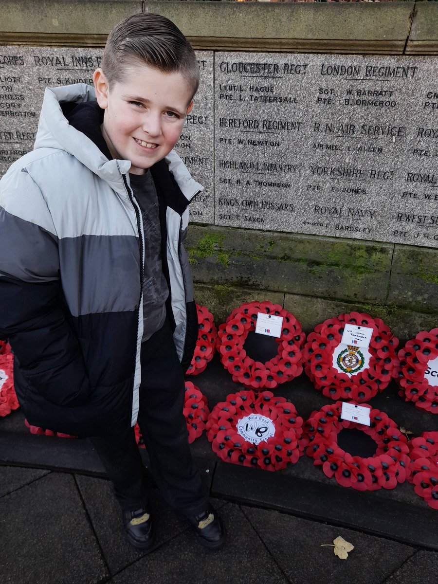 Gemmavickers85's tweet photo. Laying the wreath on behalf of our wonderful school @wildbank so proud of these two today, showing such respect 🥰
@MsHill02825723 
@MrsBMistry https://t.co/THDlFLaBnv