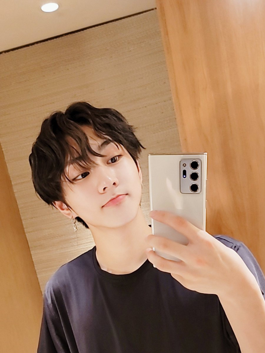 enhypenweverse's tweet photo. [ #정원’s Post ] 221113

#JUNGWON: ♥️

@ENHYPEN_members @ENHYPEN #ENHYPEN #엔하이픈 https://t.co/Qb1leFrw4c