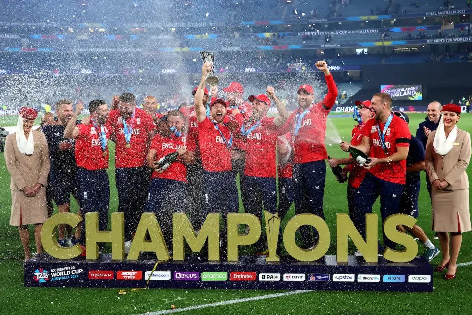 pallavig585's tweet photo. World Champions Again 🏴
India is celebrating your victory🏆
#englandwon #PAKvENG #T20WorldCupFinal #EngvsPak #T20WorldCup https://t.co/L1LCWsIloW