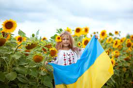 YvesDON's tweet photo. @Daark_web @456Nunya789 @BearstarRRs @EbrahimDarsot23 @sc71801815 @north_hwy29 @DavidClark9293 @MorpheusOnTop @David_wzd4 @freelancer_TK @calculated_risk @c_cpaese @catturd2 @MICHELL51287686 🇷🇺 #Medvedev 👁️"Pour des raisons évidentes #Russia n'a pas encore utilisé tout son arsenal de moyens de destruction possibles." 1 Sovieticus primus passsé du #Libéralisme à l'#illibéralisme 2 plaies du vieux #Monde1 sans issue.🔥
#OukraïnaLibera🇺🇦➡️🌐 L'Heure du #Monde2✨ #Résist https://t.co/2IpvBPYMDS