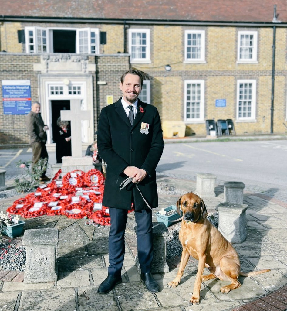 It was an honour to lay a wreath on behalf of Dover & Deal Labour Party at today's well attended Remembrance Day service. 

Thank you to all who have served and sacrificed. 

We will remember them. 

#RemembranceSunday    #RemembranceDay    #remembranceday2022