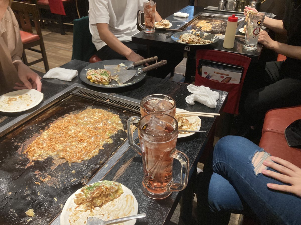 kanata_BLACK's tweet photo. 昨日新しく入った子たちとかとみんなでご飯行った☺️
BLUEに入ったこと後悔させないよ✊ https://t.co/hutJ3VeptN
