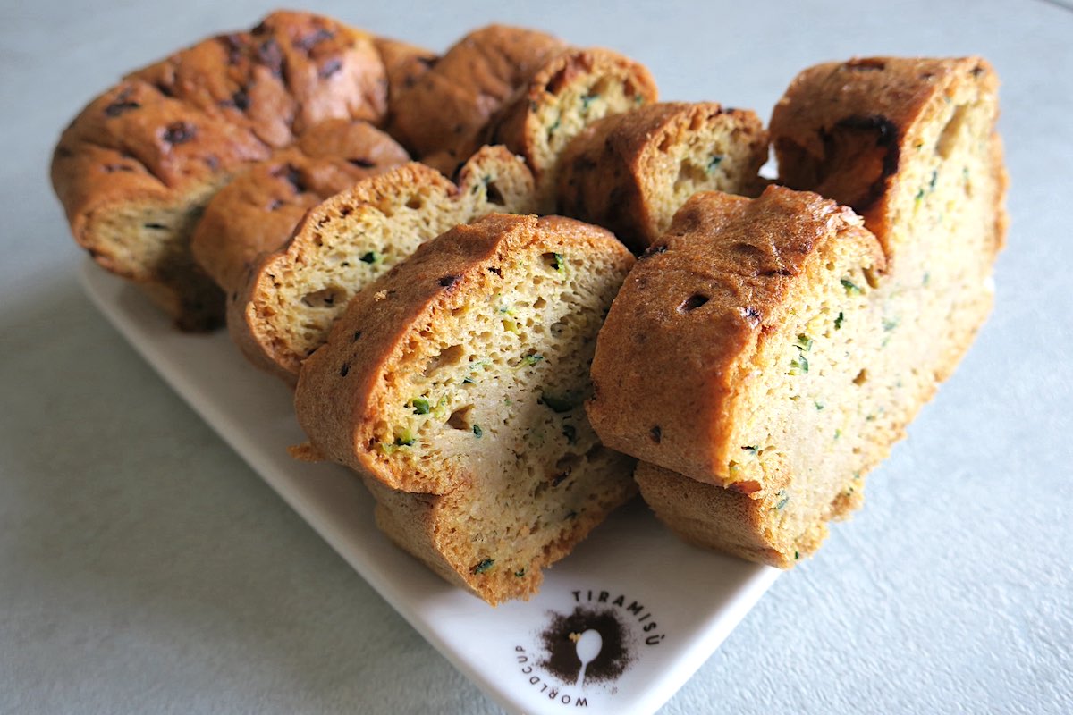 gangstagran_me's tweet photo. Keto Sweet Zucchini Bread Loaf. Dairy-Free, moist, lightly sweetened, super delicious and 0.5g carbs per fat slice!
#bread #cake #dairyfree #glutenfree #keto #loaf #lowcalorie #lowcarb #notbread #notcake #sugarfree #courgettebread #sweetbread
https://t.co/Day0OAlbny https://t.co/VDINpgBSkS