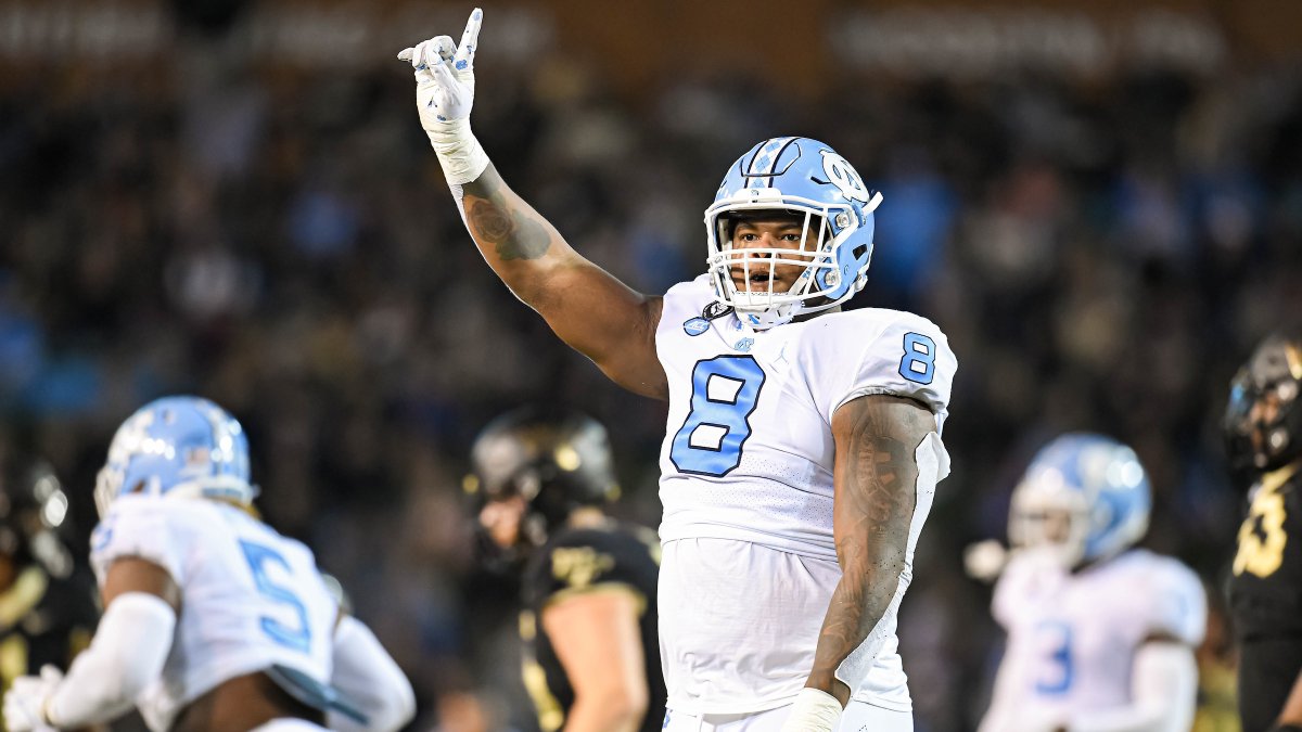 Lee Pace (@leepacetweet) on Twitter photo .<a href="/gmurfo1/">Myles Murphy</a> has the number correct. <a href="/UNCFootball/">Carolina Football</a> at 9-1 is No. 1 in the ACC Coastal. First time ever 6-0 on road in one year. First time 9-1 since 2015, then '97, then '80. "This team's really accomplished some amazing things and still have some things left," says <a href="/CoachMackBrown/">Mack Brown</a> .<a href="/gmurfo1/">Myles Murphy</a> has the number correct. <a href="/UNCFootball/">Carolina Football</a> at 9-1 is No. 1 in the ACC Coastal. First time ever 6-0 on road in one year. First time 9-1 since 2015, then '97, then '80. "This team's really accomplished some amazing things and still have some things left," says <a href="/CoachMackBrown/">Mack Brown</a>