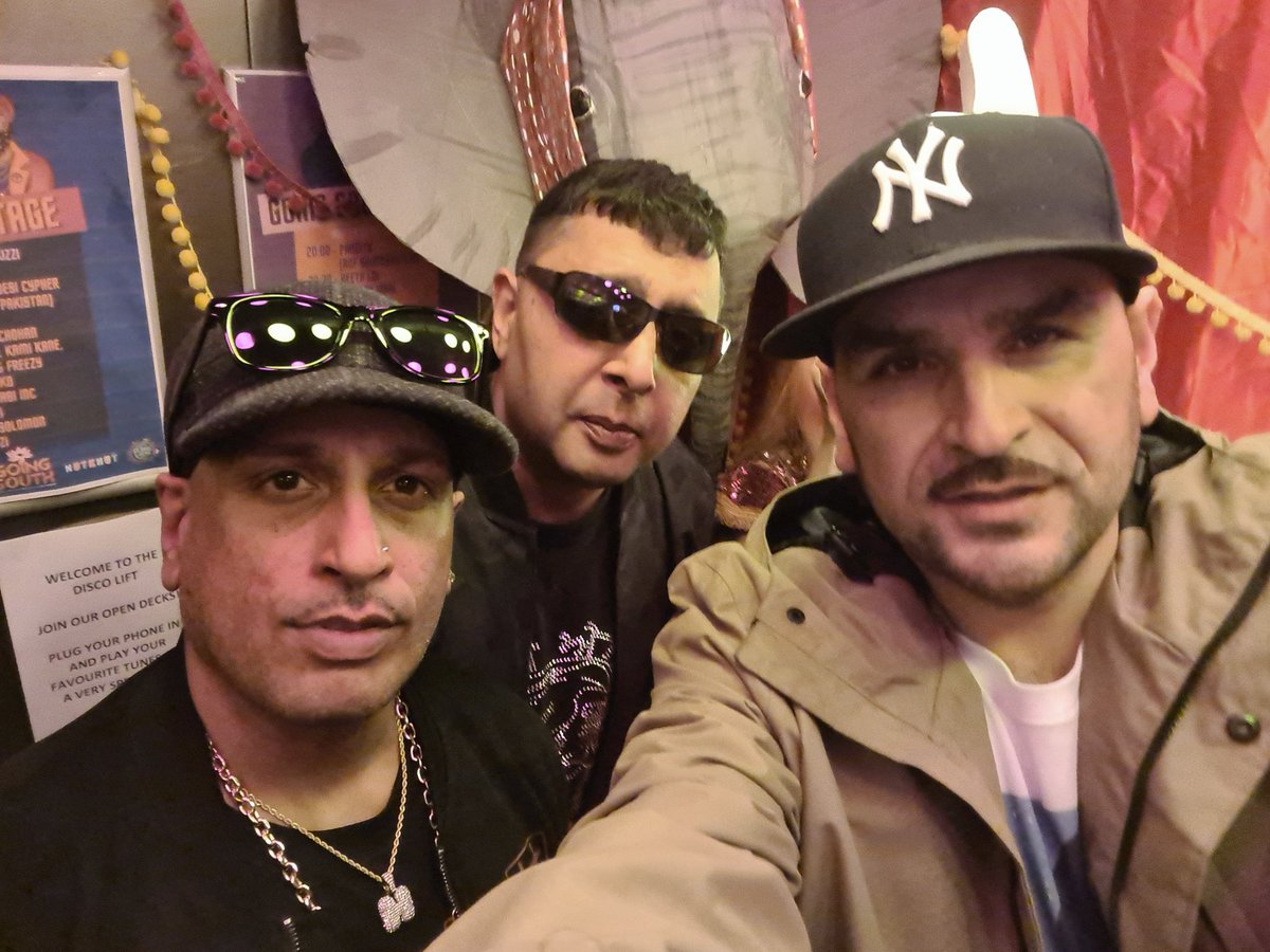 DOUBLE Bᵀᴴᴱ ᴼᴿᴵᴳᴵᴻᴬᴸ tweet media