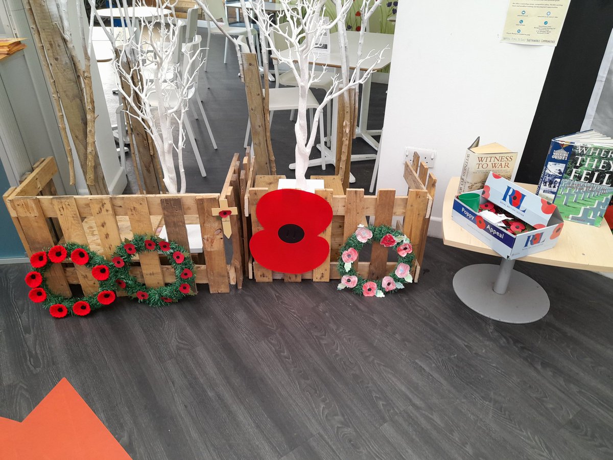 DaSilvaVictoria's tweet photo. Such a lovely morning of Remembrance with members of the @4thTroop. The Service was brilliant and led by our young people. Thank you to all who made it happen and to everyone who took part.@BlackpoolScouts https://t.co/BKwcpAdDPM