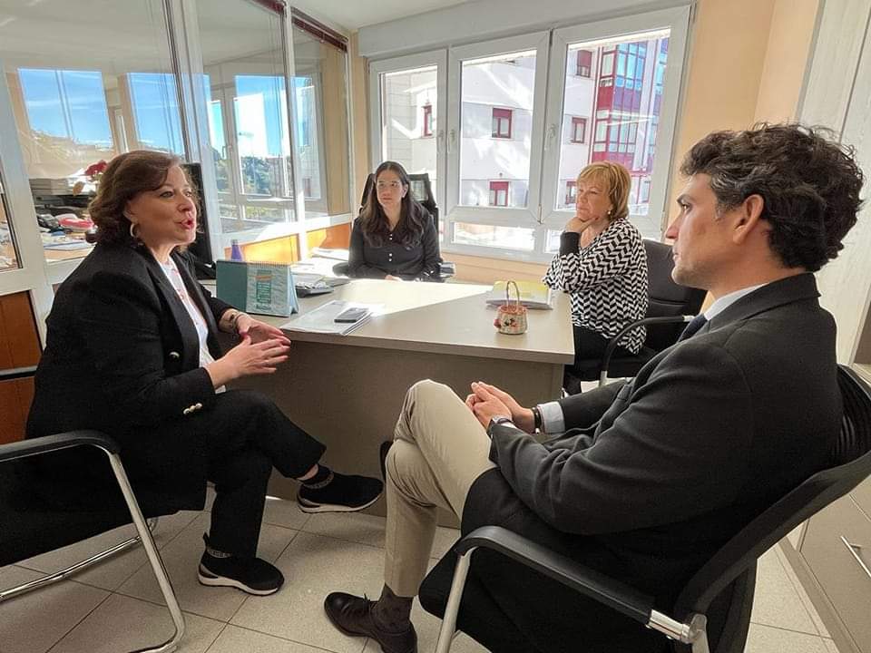 JavierAriasFouz's tweet photo. 🌐 Apoiamos 57 iniciativas empresariais de mulleres en Lugo, cun investimento de 709.000€ grazas ao #EMEGA da @Xunta
👥Con @AbellSusana visitamos unha das empresas lucenses beneficiarias
📊 Axudamos a crear ou consolidar 92 postos de traballo en 28 concellos da provincia https://t.co/05NjKfUplF