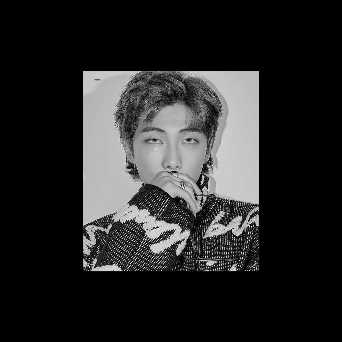 ZDXATHANGXL's tweet photo. ⠀   —- cherche/recherche 
                 rpl - rpdm.
                 mafia!au
      
   Étant nouveau ici, je suis à la 
   recherche d’une tl mature ainsi que 
   de nouvelles rencontres afin de 
   développer mon personnage. 

  ♡ pour un follow/dm
  ↺ pour la visibilité https://t.co/B4ANGwFgSL