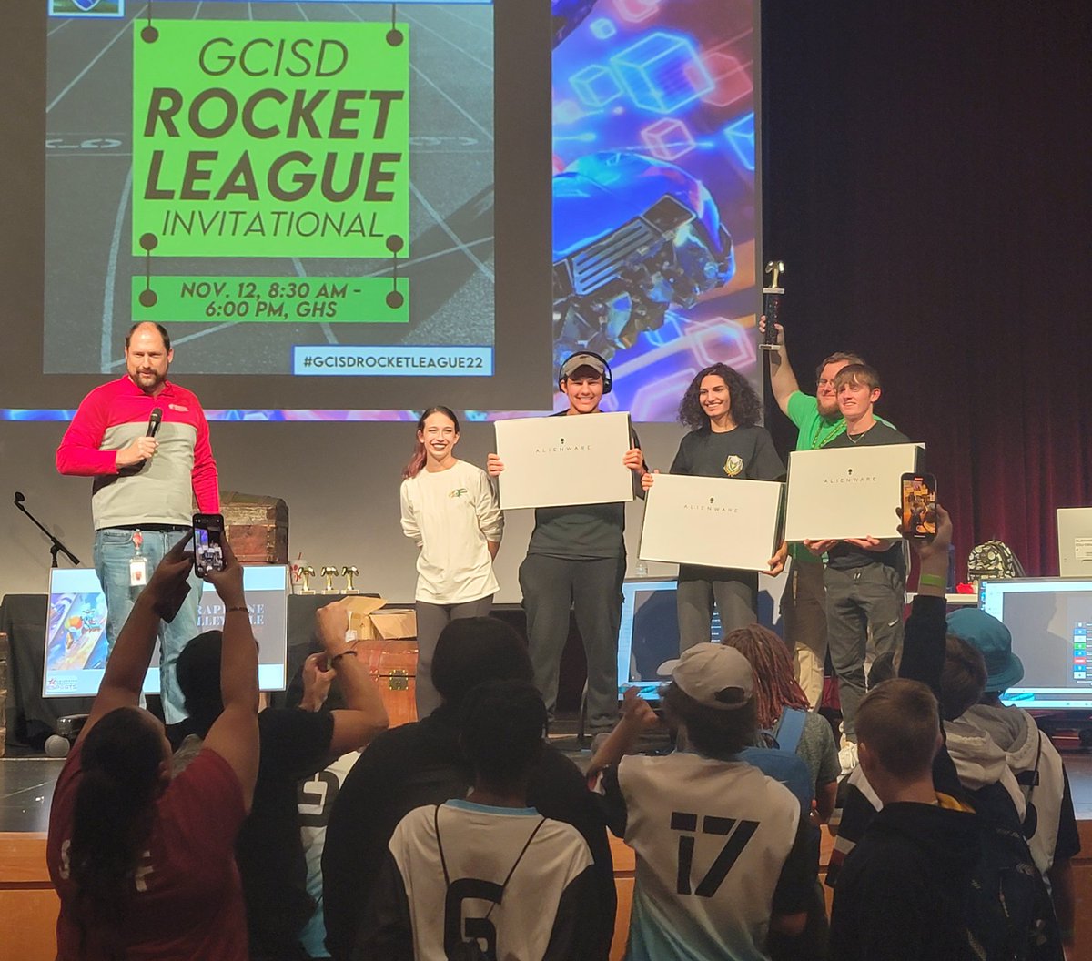 IsaiahSpangler's tweet image. Prosper HS Varsity eSports Repeat as back2back Champs of GCISD Rocket League Invitational🏆 @PISD_Athletics @ProsperISD @utexas35 @prosperCTE @ProsperHS Coach Kincaid&apos;s club overcame a raucous crowd &amp;amp; 65 teams! Special thx @edtechcto @EPA_Official @Alienware #gcisdrocketleague22