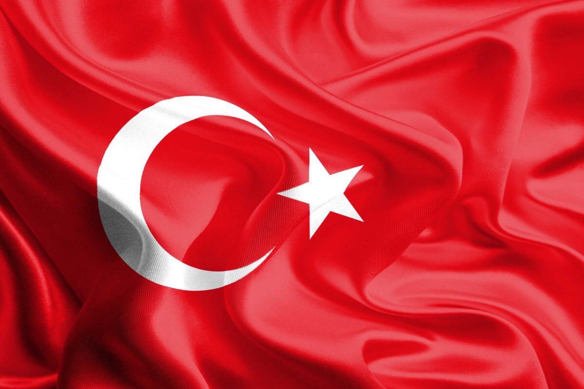 İstiklal Caddesi'nde yaşanan terör olayı sonrasında şehit olan vatandaşlarımıza Allah'tan rahmet, yaralılarımıza acil şifalar diliyoruz.

Terörü lanetliyoruz.

#patlama #taksim