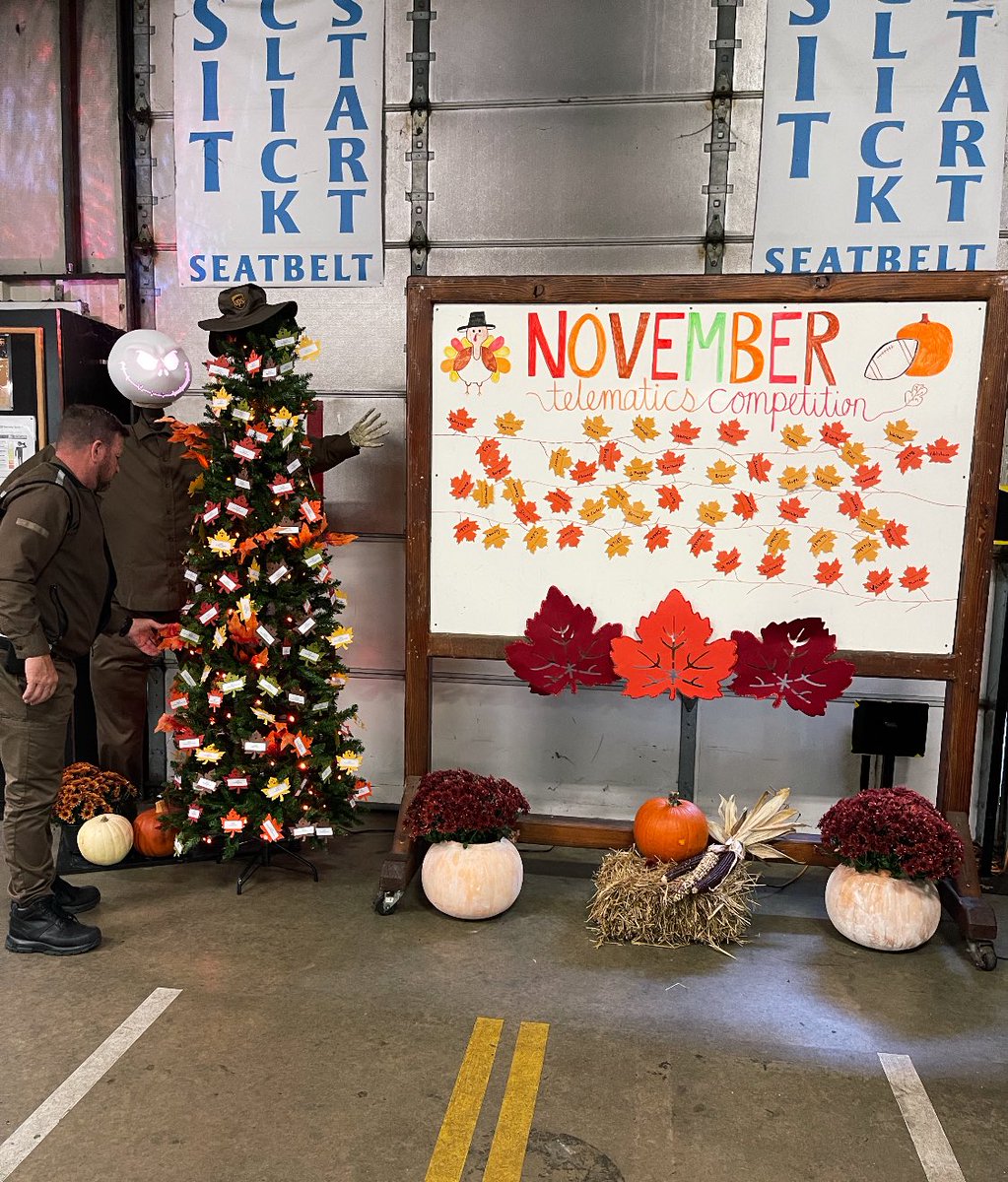 Vineland Center’s November Telematics Competition board 🦃 accompanied with our “Adopt A Veteran” Tree