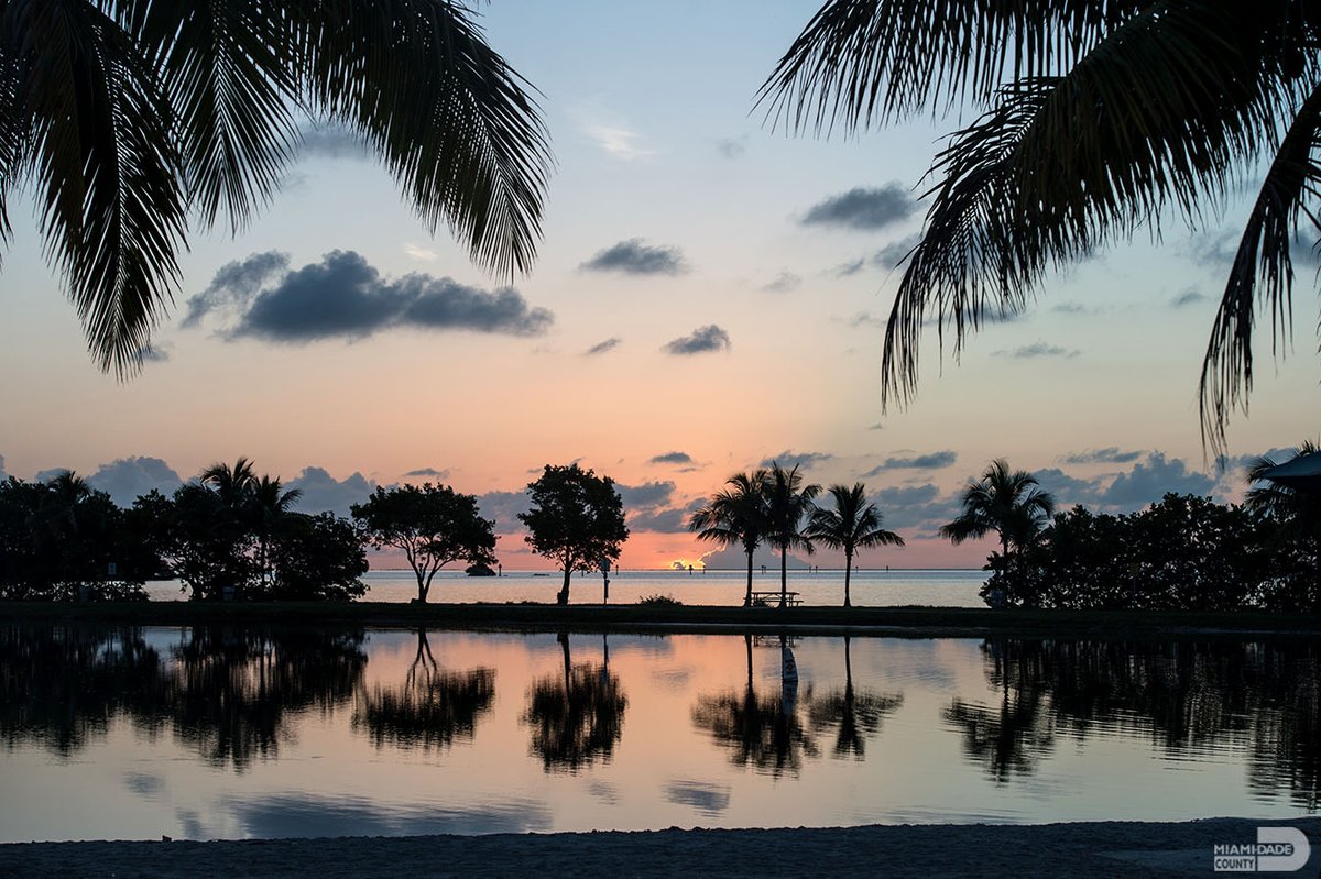 MiamiDadeCounty's tweet photo. Homestead Bayfront Park is a beautiful tropical location in #OurCounty with a natural atoll pool, beach and numerous amenities. This gateway to the Florida Keys also has some spectacular views. #OurViews #OurBackyard #SundayViews https://t.co/GWLMutZy2U