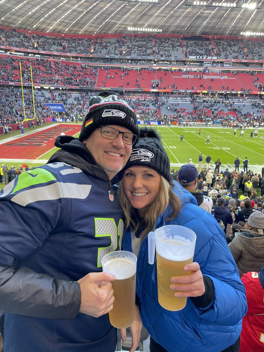 From Seattle to Munich to cheer on our team! GO HAWKS! 💙💚 #cyberportde #MunichGame #NFLMunichGame #Seahawks
