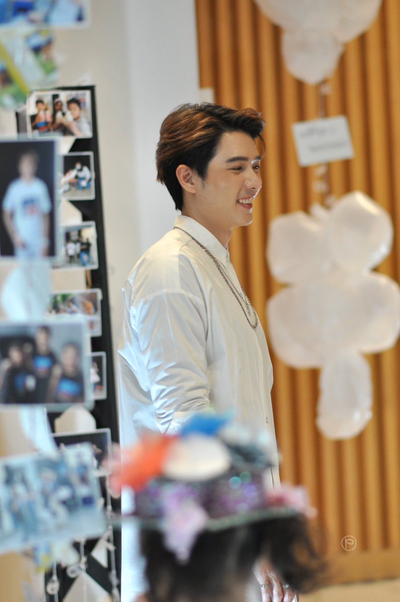 Pui_iiiii's tweet photo. ครูแอมป์ของน้องๆ

Dreams and Musical 13

@amp_phuri @WinAMP_Pantip https://t.co/k9tfPpy380