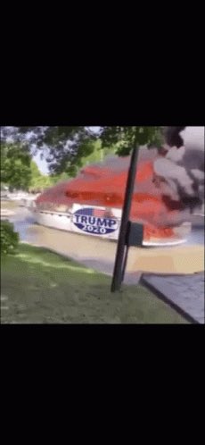 IdeamNovum's tweet photo. @duty2warn It should be in one of burning Trump vessels… https://t.co/awATWCcy02