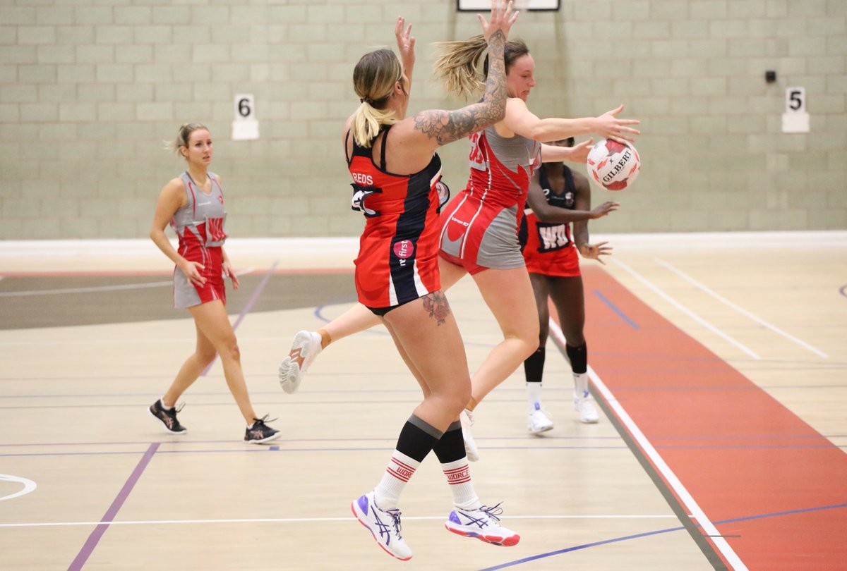 CliveJonespr's tweet photo. @andylambmedia @NetballComments @TheNetballShow Great netball on show in the @LindenNetball  v @WorcsNetball derby today. Fantastic to some of the my all time faves @annabelroddy1 , @LucyRidley14 @claramiless_ , @woodsidewife  and @hughes_ruth12 and their families. https://t.co/yIguUa0A9t