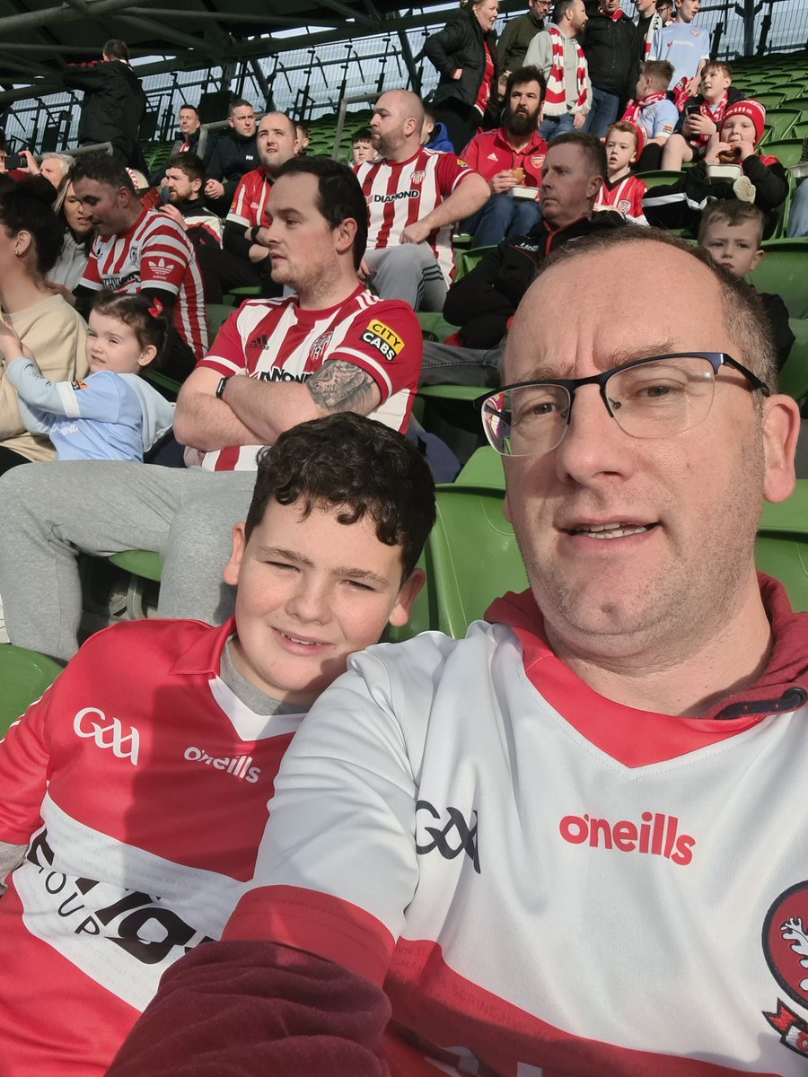 Kerr72Paul's tweet image. #teamofone