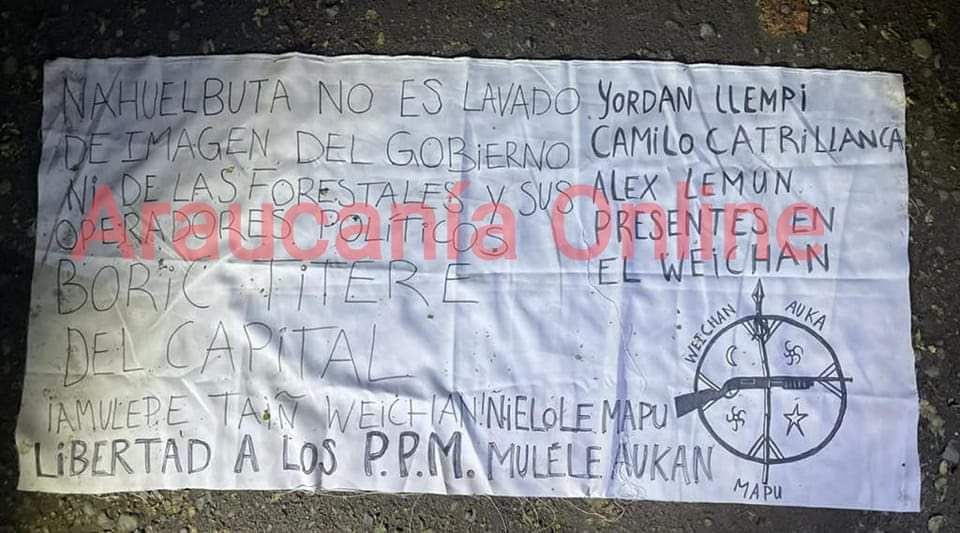 luisadgallardo's tweet photo. Y una vez más un atentado terrorista. Esta vez, en mi Angol. Los violentistas quemaron la casa de los guardias del Parque Nacional Nahuelbuta por la entrada Piedra del Águila, ataque inédito en la zona. Aluden directamente a Boric y los denominados PPM. https://t.co/5Q7e3jIqGG