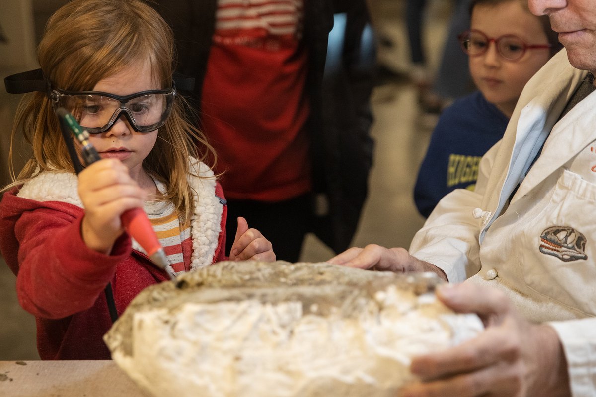 Day 2 of Behind the Scenes starts at 10am at @NHMU! Be sure to eat a big breakfast & warm up as you'll never find a fuller museum experience than what's happening here this weekend! (1/2) @UUtah #SaltLakeCity